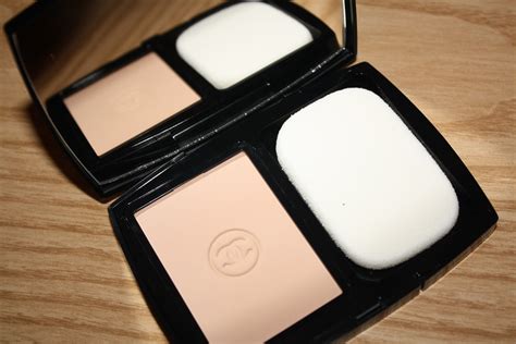 chanel compact powder for dry skin